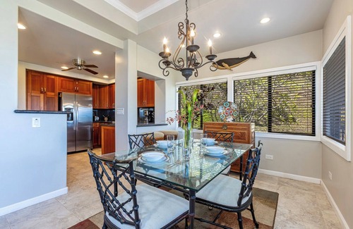 Kapalua Condo | Kapalua Ridge Villa 212, spacious with ocean views.
