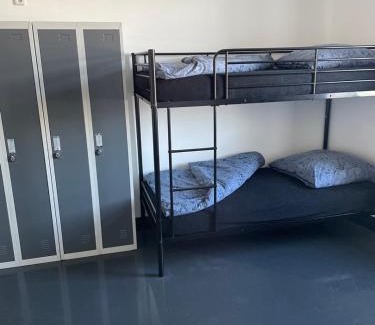 Freiimfelde - Kanenaer Weg Hotel | Kapselhotel nähe Hauptbahnhof Halle-Saale