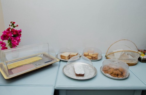 Mpatsi Hotel | Karanasos