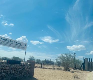 Omaruru Apartment | Karibu Self-Catering unit 2