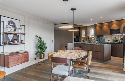 Bastide Giraud Apartment | Karine By Terry's Homes