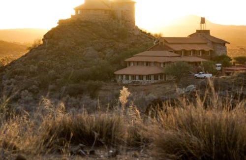 Windhoek Hotel | Karivo