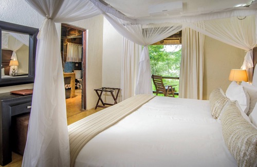 Maruleng Cabin | Karongwe Portfolio - Shiduli Private Game Lodge