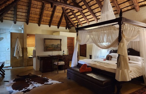 Maruleng Cabin | Karongwe Portfolio - Shiduli Private Game Lodge