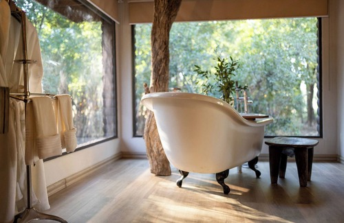 Maruleng Cabin | Karongwe - River Safari Lodge