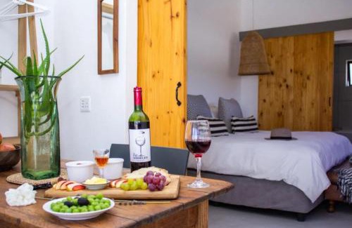 Oudtshoorn House | Karoo Retreat- Self Catering Villas and Guest House