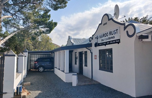 Victoria West Cottage | Karoo Rust Victoria West Family Friendly Units
