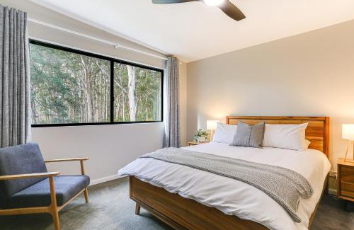 Margaret River House | Karri Forest Vista-peaceful home with forest views