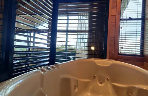 Shadforth Ski Chalet | Karri Mia Chalets and Studios