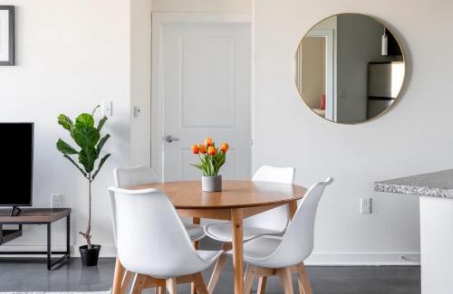 Del Ray Apartment | Kasa Alexandria Washington