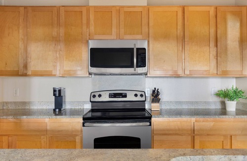 Northwest Bellevue Apartment | Kasa Bellevue Seattle