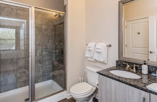 Durham Apartment | Kasa | Cozy 1BD + Self Check-In | Durham