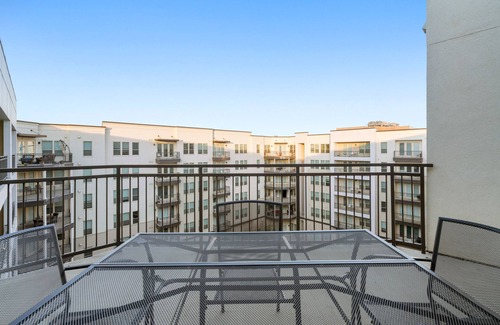 Central Arlington Apartment | Kasa | Walk to Restaurants, in Dallas | Arlington