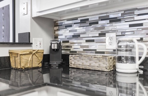 Delray Beach Apartment | Kasa | Welcoming 1 BD + Near the Beach | Delray Beach