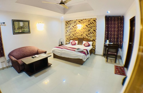 Noida Hotel | Kashish Residency & Banquet