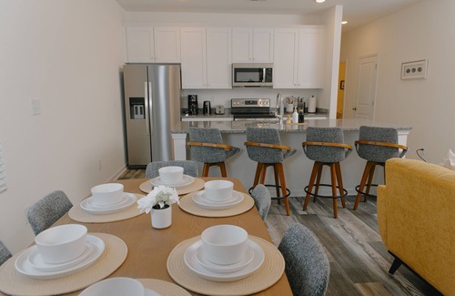 Cornelius House | Kasita Cornelius | king&queen beds | NEW!