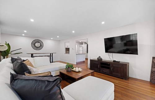 Coffs Harbour House | Kasuari - Steps to Resort Pool, Beach Front Location