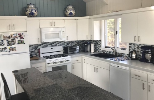 Katama House | Katama Bay View Four Bedrooms - Ferry Tickets Available