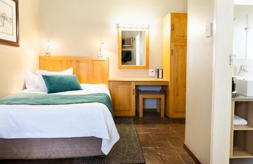 Kathu Hotel | Kathu Gamagara Lodge