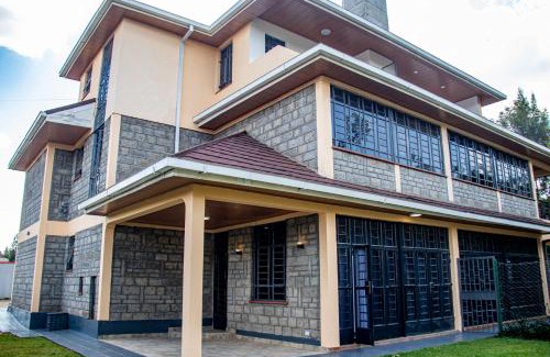 Runda Villa | Kathy's Serene Suites