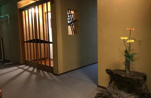 Tsubata Hotel | Katsuzakikan