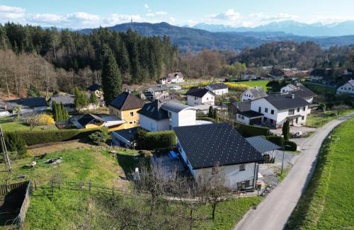 Poertschach am Woerthersee House | Katu House