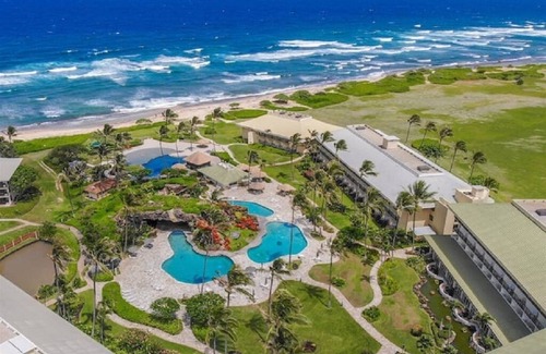 Hanamaulu Condo | Kauai Beach Resort, Oceanview Room, Restaurants on Site, 4 Resort Pools jacuzzi
