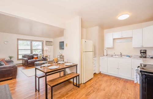 Kaukauna Apartment | Kaukauna Flats 7 Summ