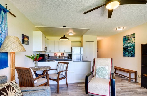 Kaunakakai Condo | Kaunakakai Condo: Walk to Beach, Community Pool!