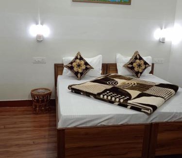 Kausani House | Kausani Inn homestary