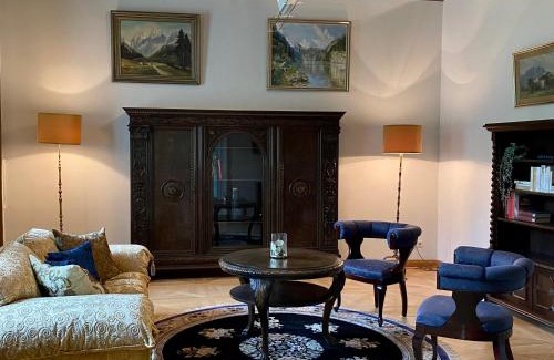 Lengefeld Bed & Breakfast | Kavaliershaus neben Schloss Rauenstein