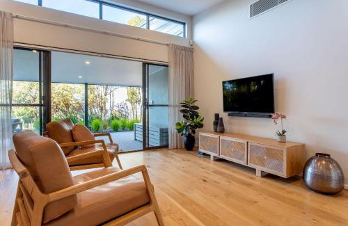 Yallingup Siding House | Kaya Lombo I Private Properties