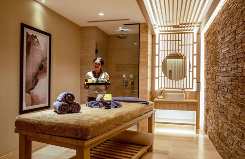 Bodrum City Center Hotel | Kaya Palazzo Resort & Residences Le Chic Bodrum