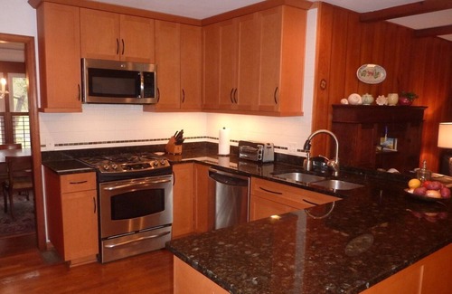 Oak Island House | Kayak Backyard or 1/2 mile to Beach Single Level Very Few Stairs Pet Friendly