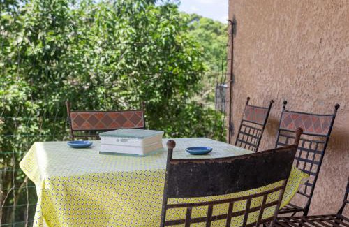 Jabrun Apartment | Kaz Créole 2 chambres Wifi Parking et Tranquillité