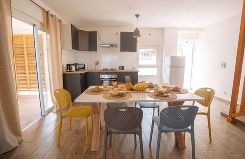 Centre-Ville House | Kaz Lucie 1, vue Imprenable sur L'océan