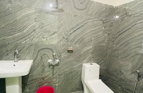 Golaghat Hotel | Kaziranga Inn