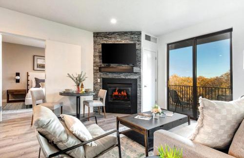 Park City Apartment | KBM Resorts Lodge at Stillwater 3 min drive to Deer Valley East Balcony with gorgeous views pool hot tubs gym MAS-2062