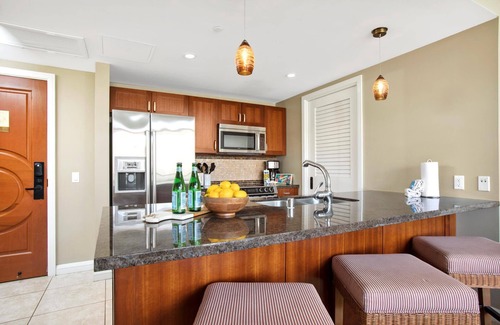 Kaanapali Condo | KBM Resorts | Spacious 3-Bedroom Honua Kai Collection | Multi Unit Listing | Same Floor | Ocean Views + 2 Free Rental Cars! HKH-516/24