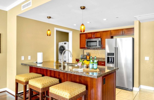 Honokowai Condo | KBM Resorts | Spacious 5-Bedroom Honua Kai Collection | Multi Unit Listing | Same Floor | Ocean Views + 2 Free Rental Cars! HKK-445/49