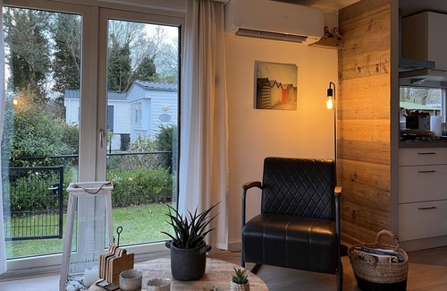 Ockenburgh Ski Chalet | KD 884 - Vakantiepark Kijkduin
