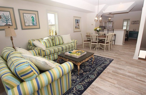 Bermuda Bay House | KD7, Carolina Frog- Soundside, Community Amenities, Keyless Entry, Close to Shopping