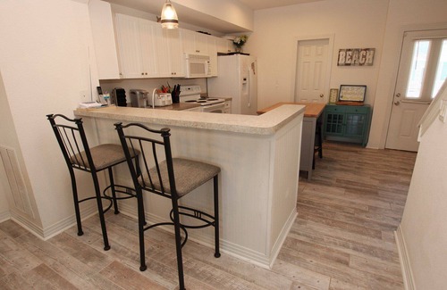 Bermuda Bay House | KD7, Carolina Frog- Soundside, Community Amenities, Keyless Entry, Close to Shopping