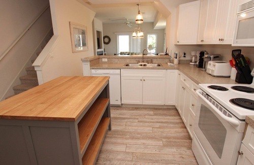 Bermuda Bay House | KD7, Carolina Frog- Soundside, Community Amenities, Keyless Entry, Close to Shopping
