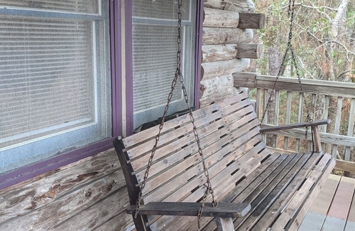 Kill Devil Hills Cabin | KDH Cozy Log Cabin near wood preserve