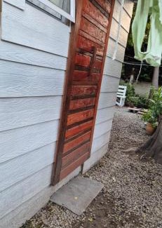 Knysna Central House | Keedols Inn & Backpackers