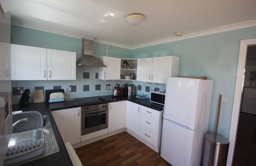 Harlyn Cottage | Kegyn - Harlyn Bay Cornwall, sleeps 5 guests & accepts pets