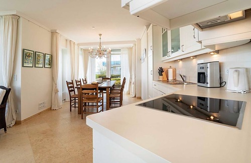 East Coast Apartment | Kein Hüsung mit Kinderzimmer - Strandresidenz-kühlungsborn