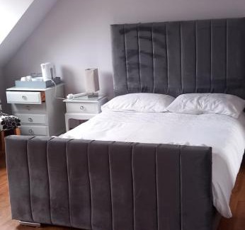 Tillicoultry House | KELLWULLYNN
