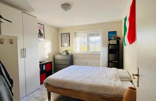 Petit-Couronne Apartment | Kelly